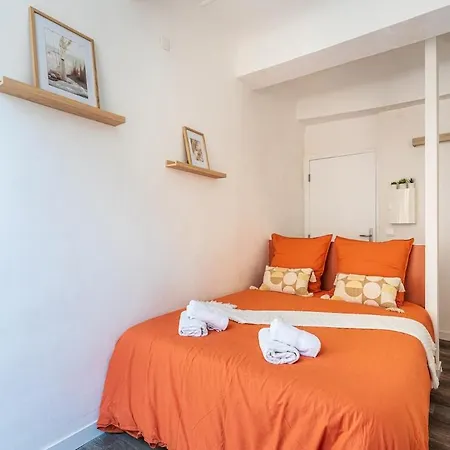 La Cle Escale Orange, Route Du Parcours Des Arts * Йер